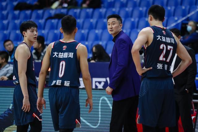 隐居师傅进城了