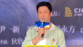 久久久精品视频免费观看